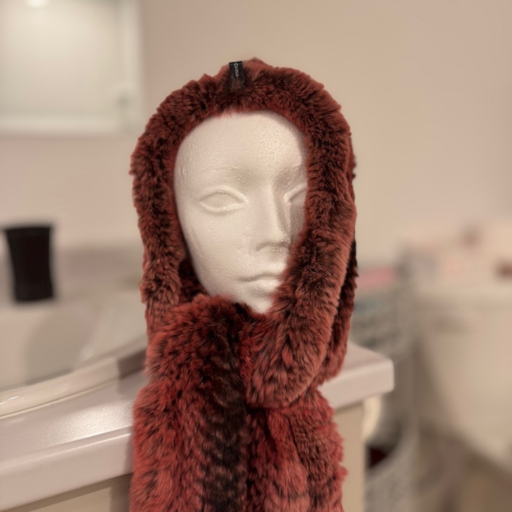 Dino Gaspari – Rabbit Knit – Women’s – 3/1 Hooded Scarf w/ Hand Pockets – NWT - Picture 5 of 5